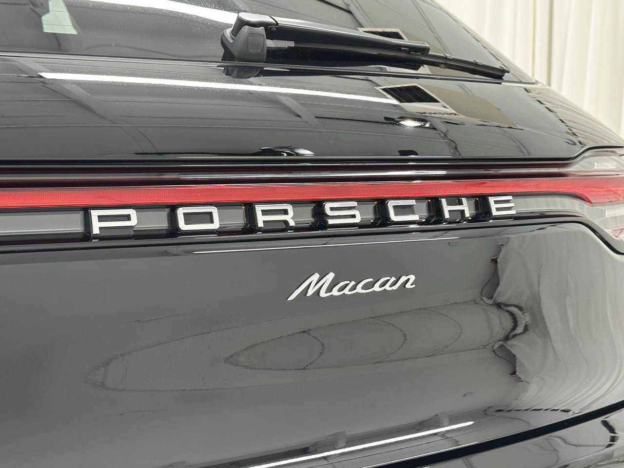 2026 Porsche Macan Newark DE
