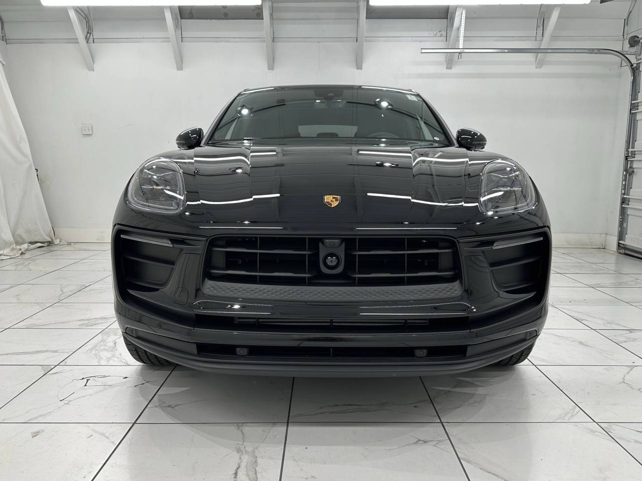 2026 Porsche Macan Newark DE