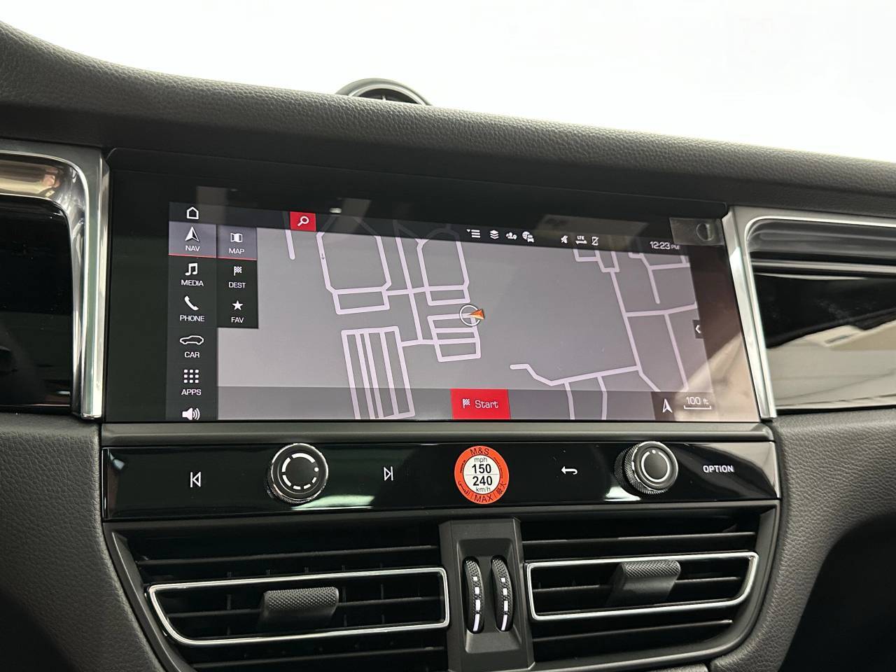 2026 Porsche Macan Newark DE