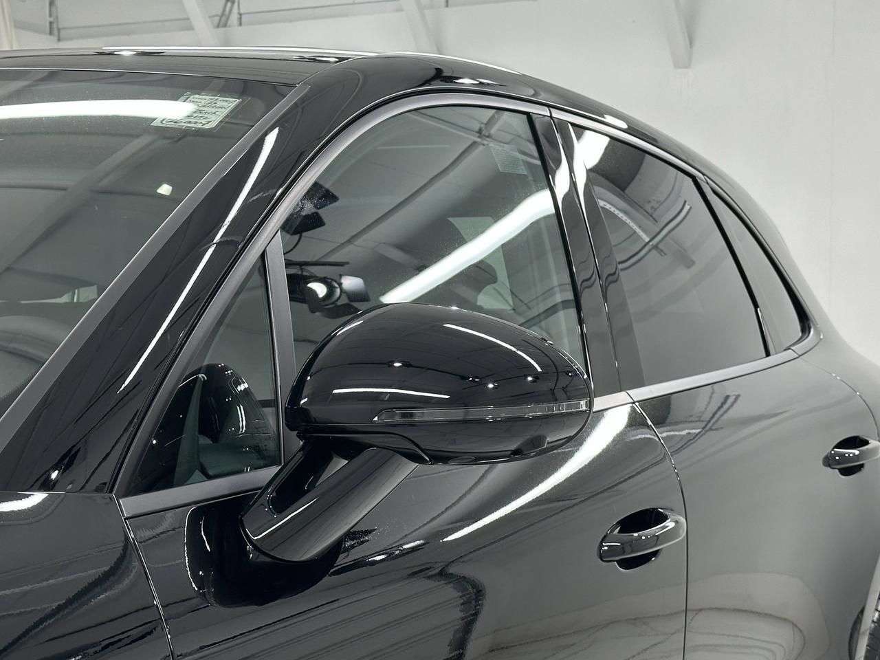 2026 Porsche Macan Newark DE