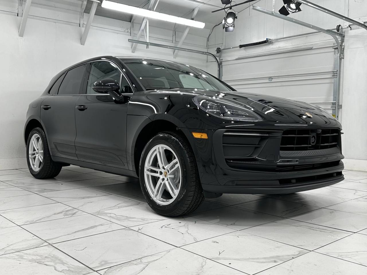 2026 Porsche Macan Newark DE