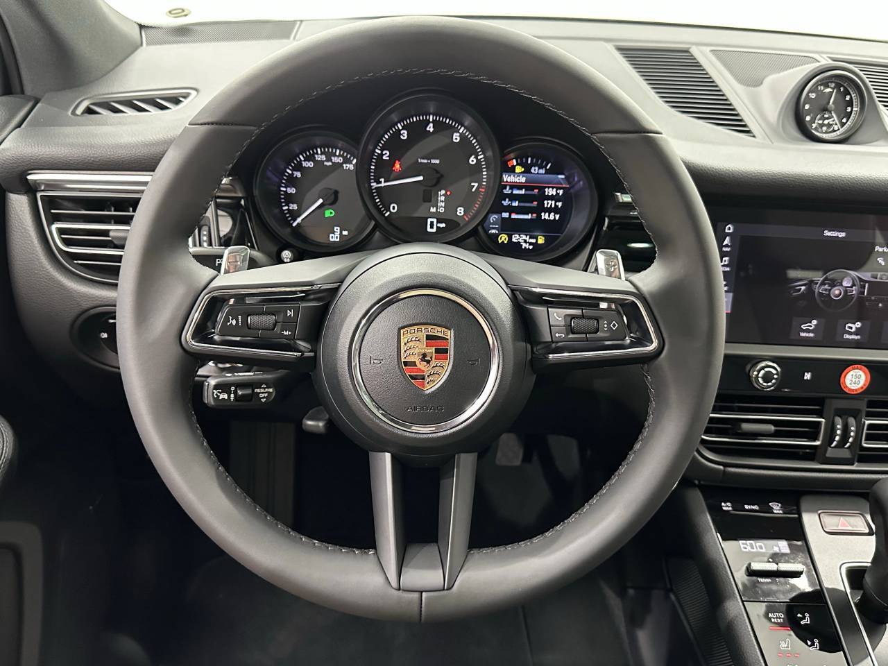 2026 Porsche Macan Newark DE