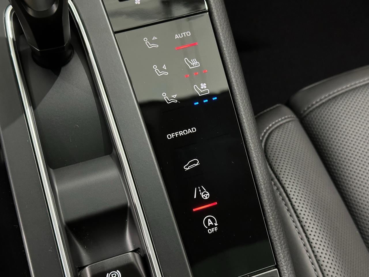 2026 Porsche Macan Newark DE