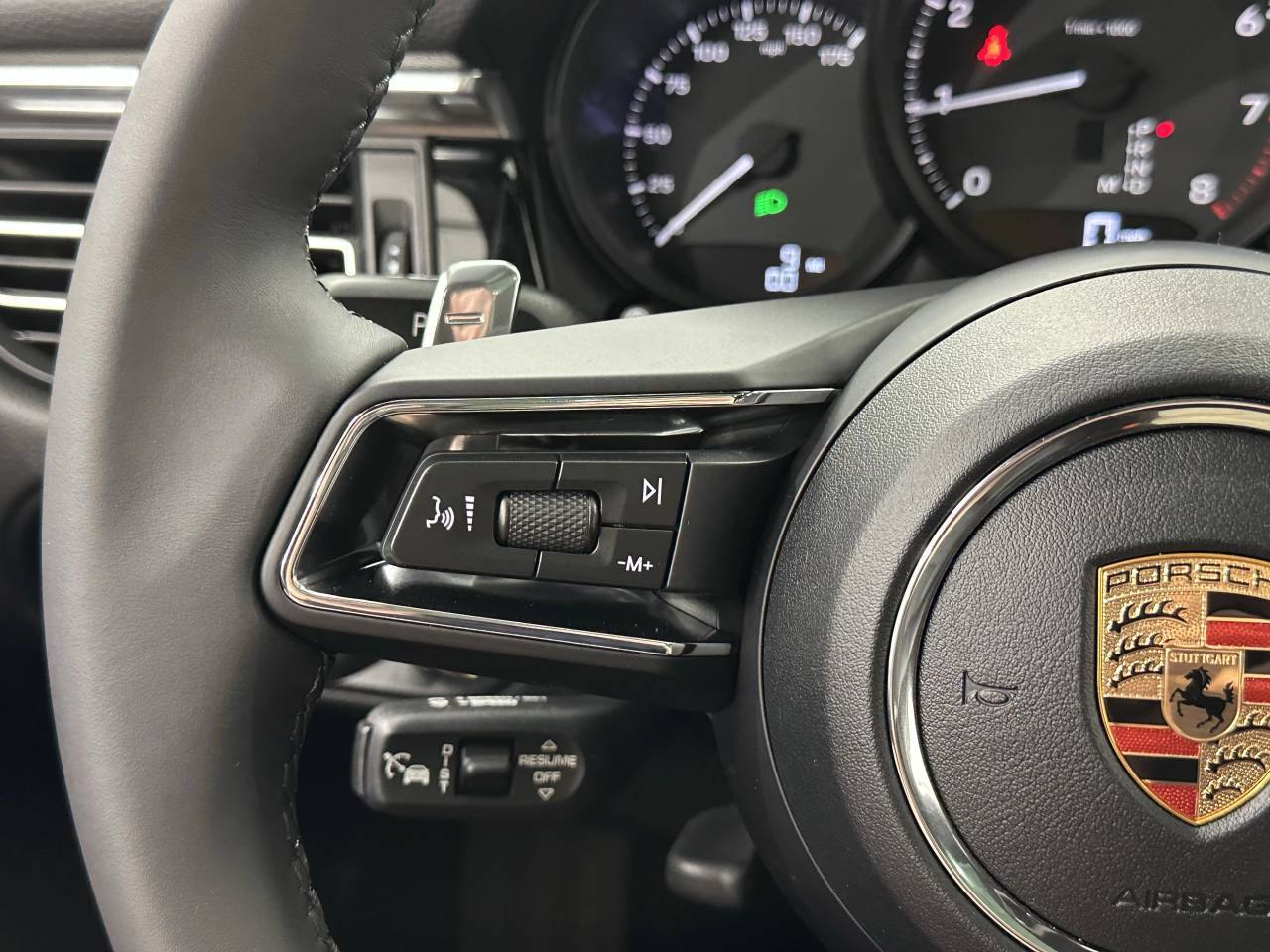 2026 Porsche Macan Newark DE