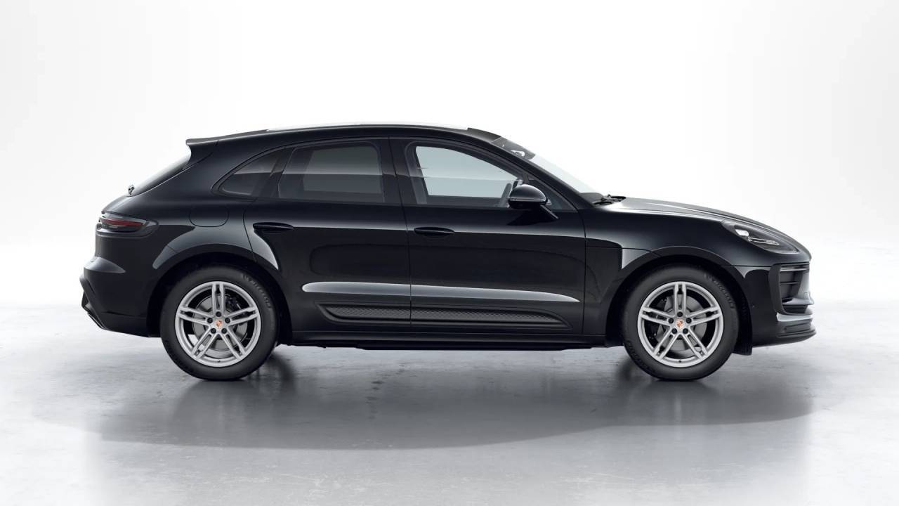 2026 Porsche Macan Newark DE