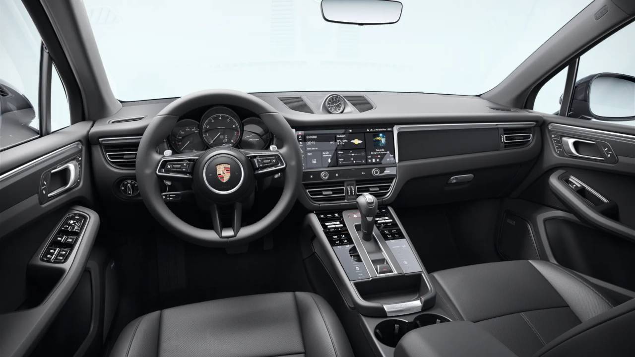 2026 Porsche Macan Newark DE