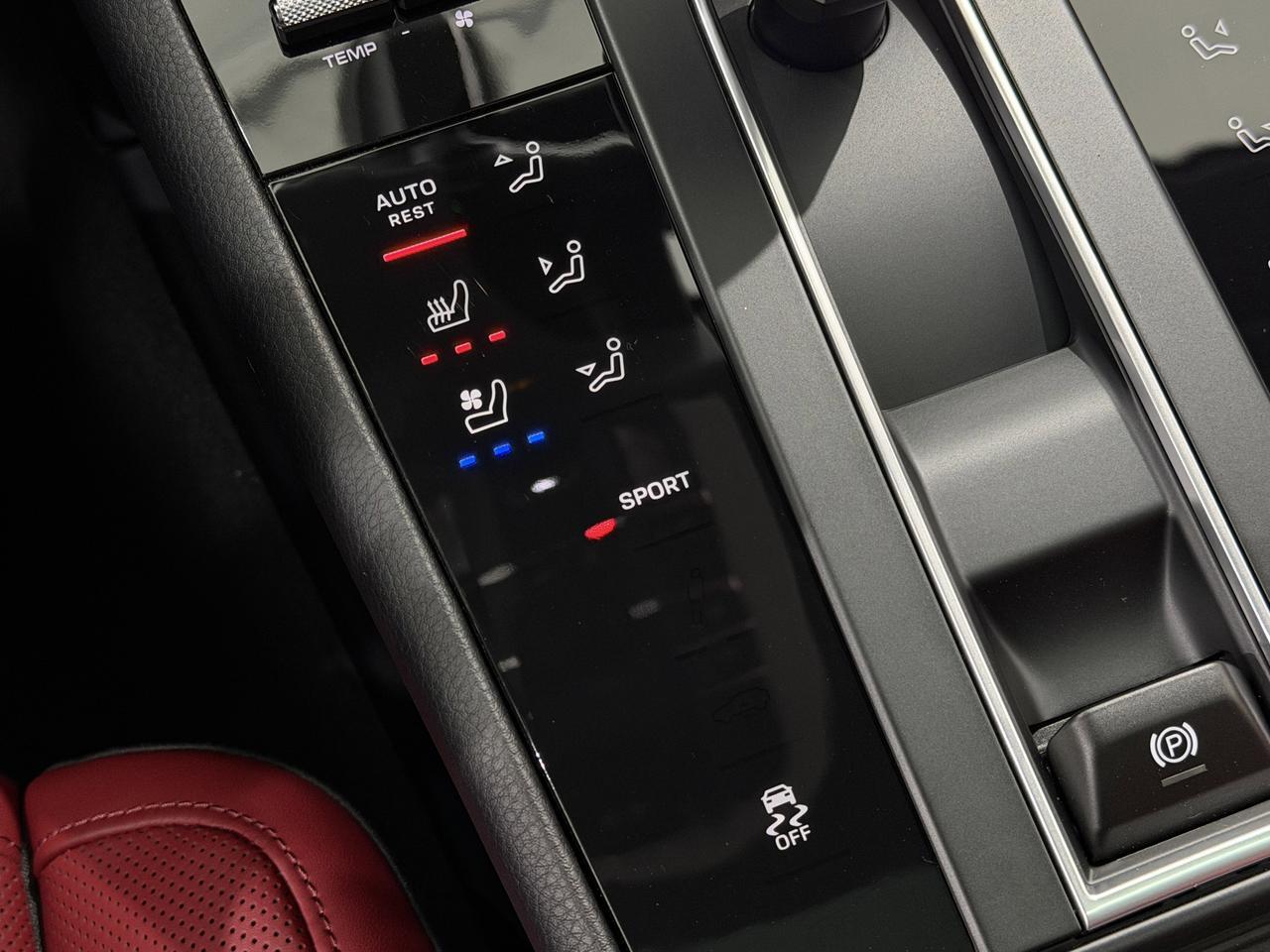 2026 Porsche Macan Newark DE