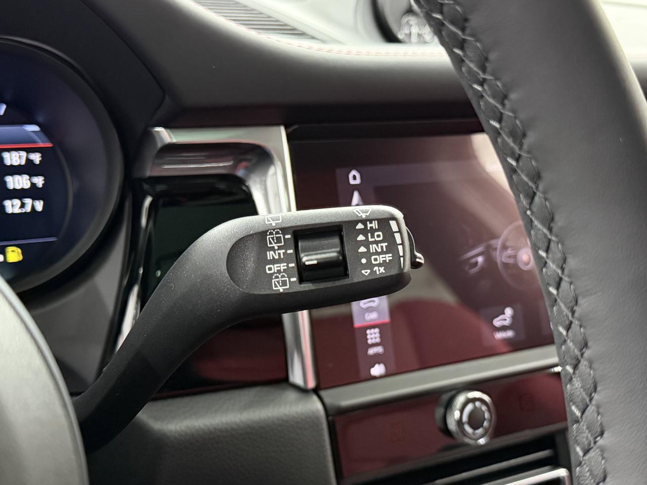 2026 Porsche Macan Newark DE