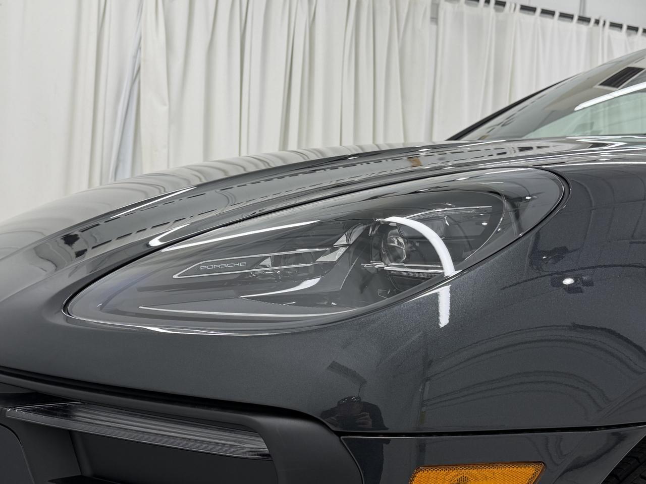 2026 Porsche Macan Newark DE