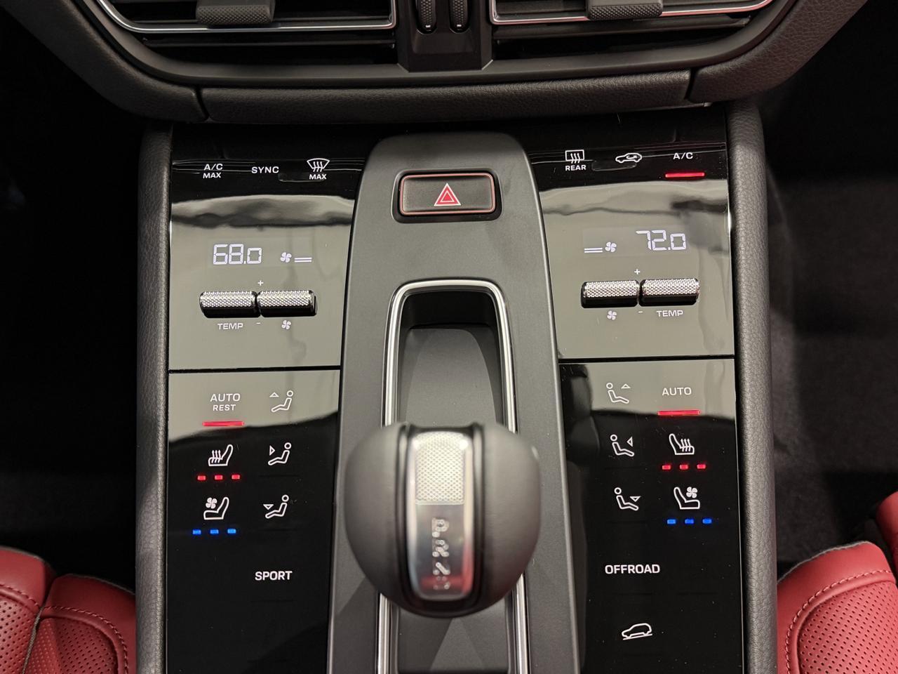 2026 Porsche Macan Newark DE