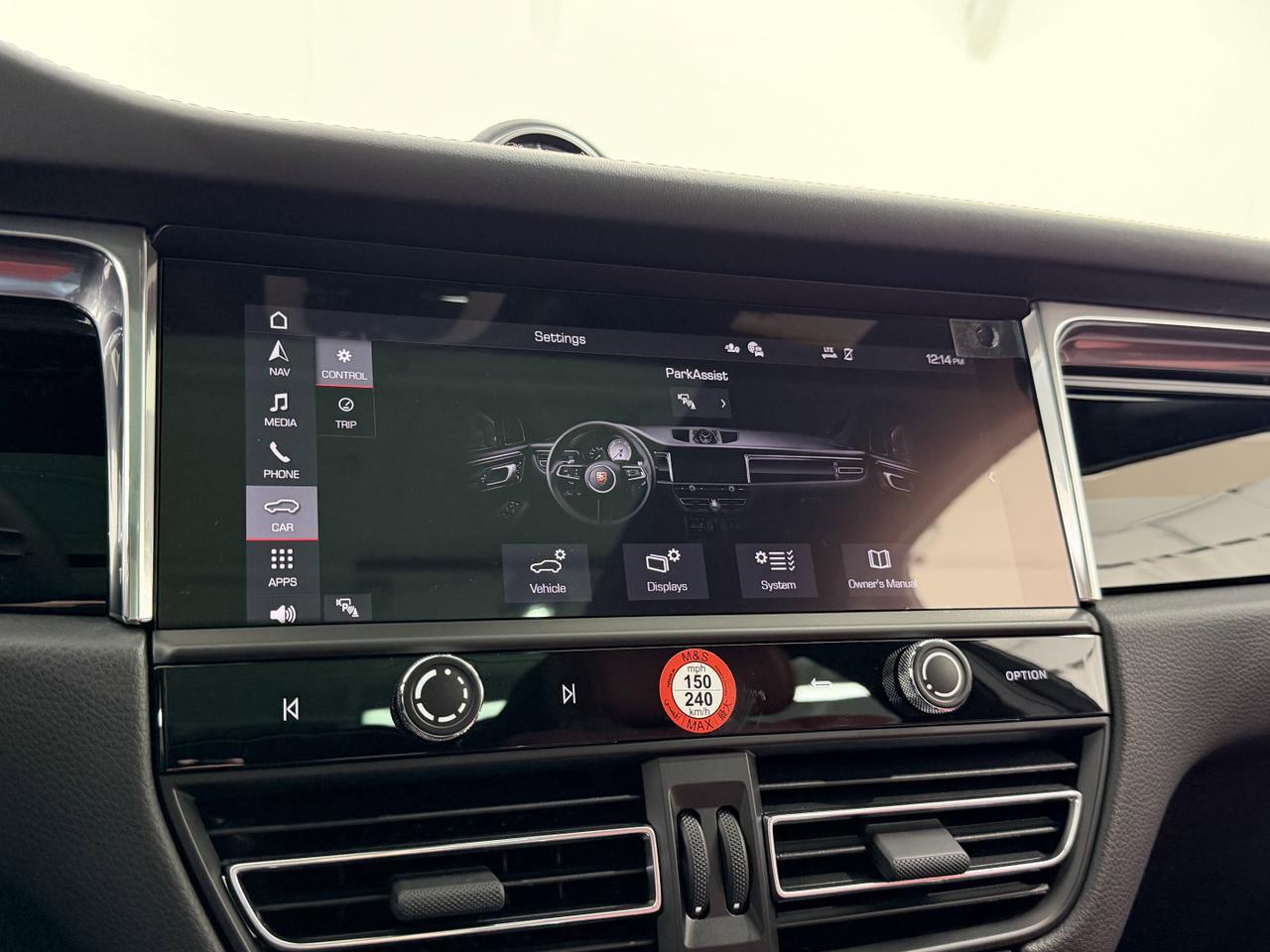 2026 Porsche Macan Newark DE