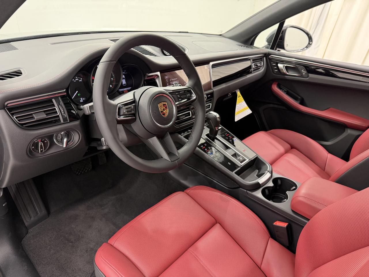 2026 Porsche Macan Newark DE