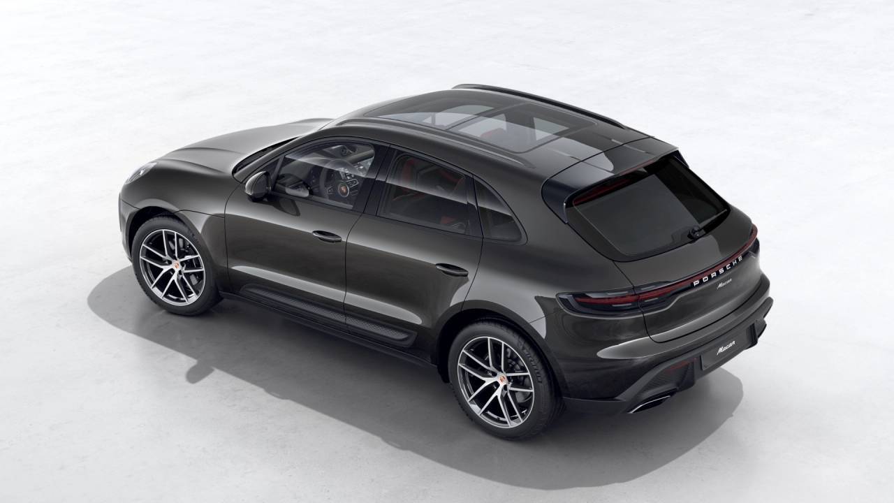 2026 Porsche Macan Newark DE