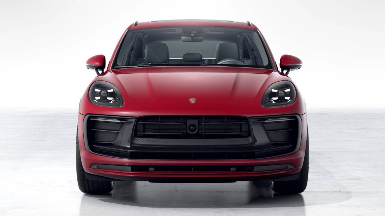 2026 Porsche Macan Newark DE