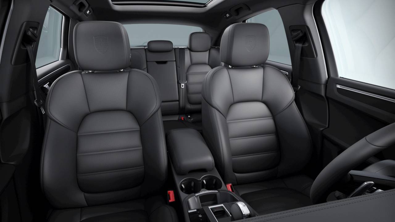 2026 Porsche Macan Newark DE