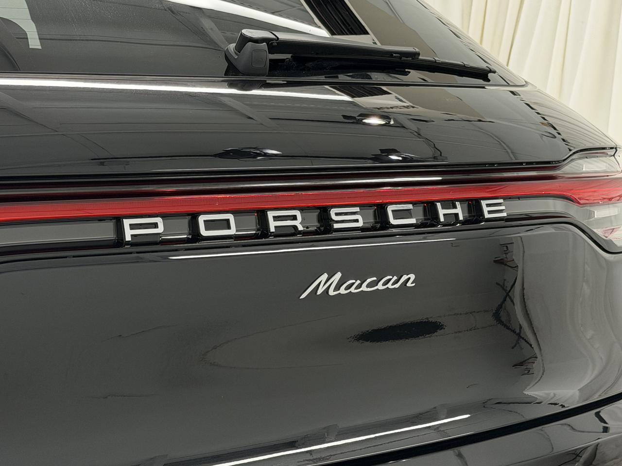 2026 Porsche Macan Newark DE