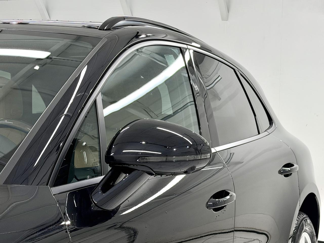 2026 Porsche Macan Newark DE