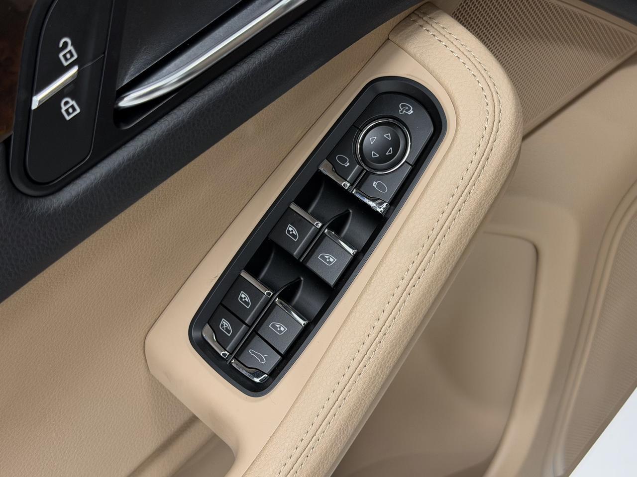 2026 Porsche Macan Newark DE