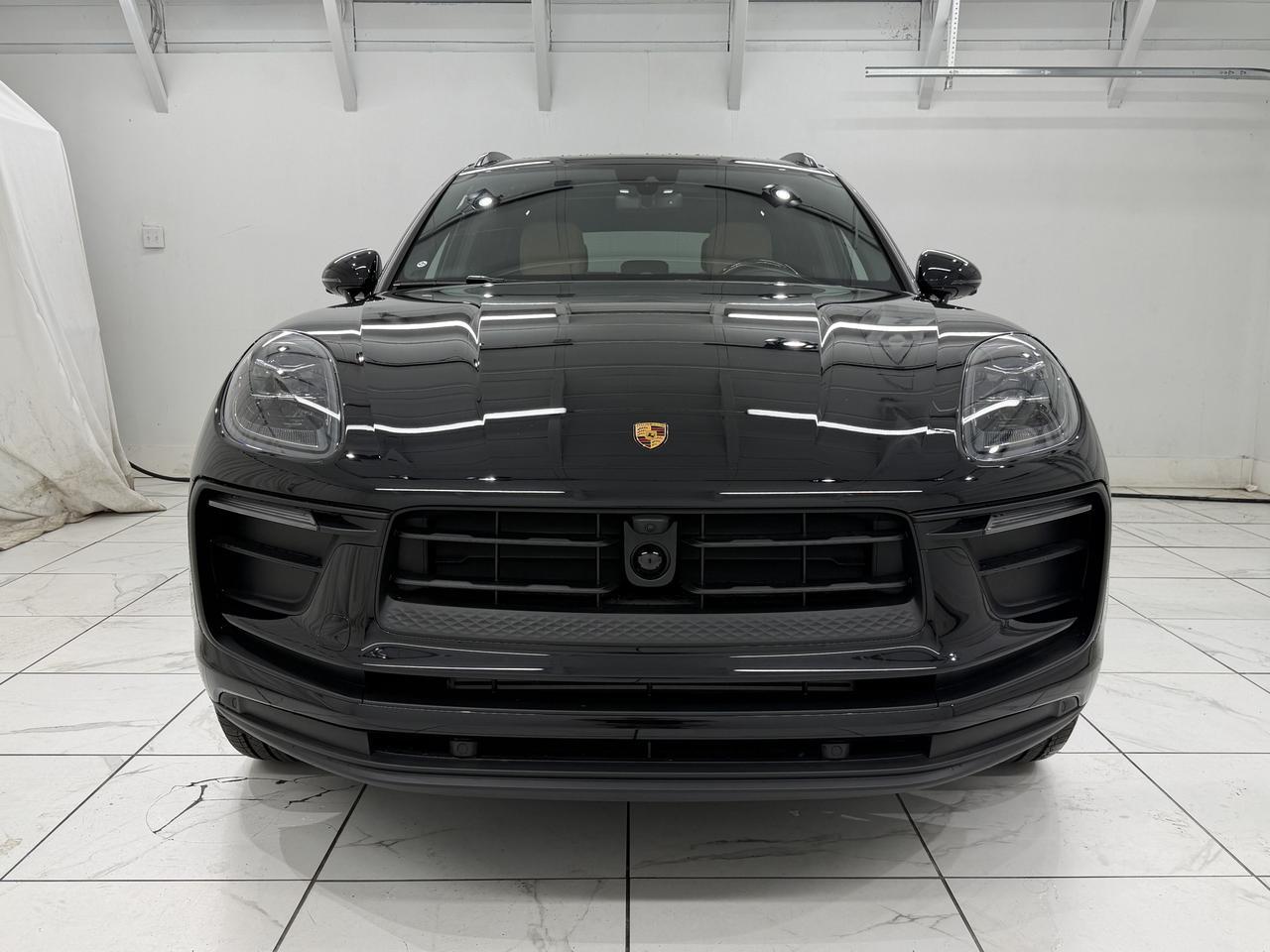 2026 Porsche Macan Newark DE