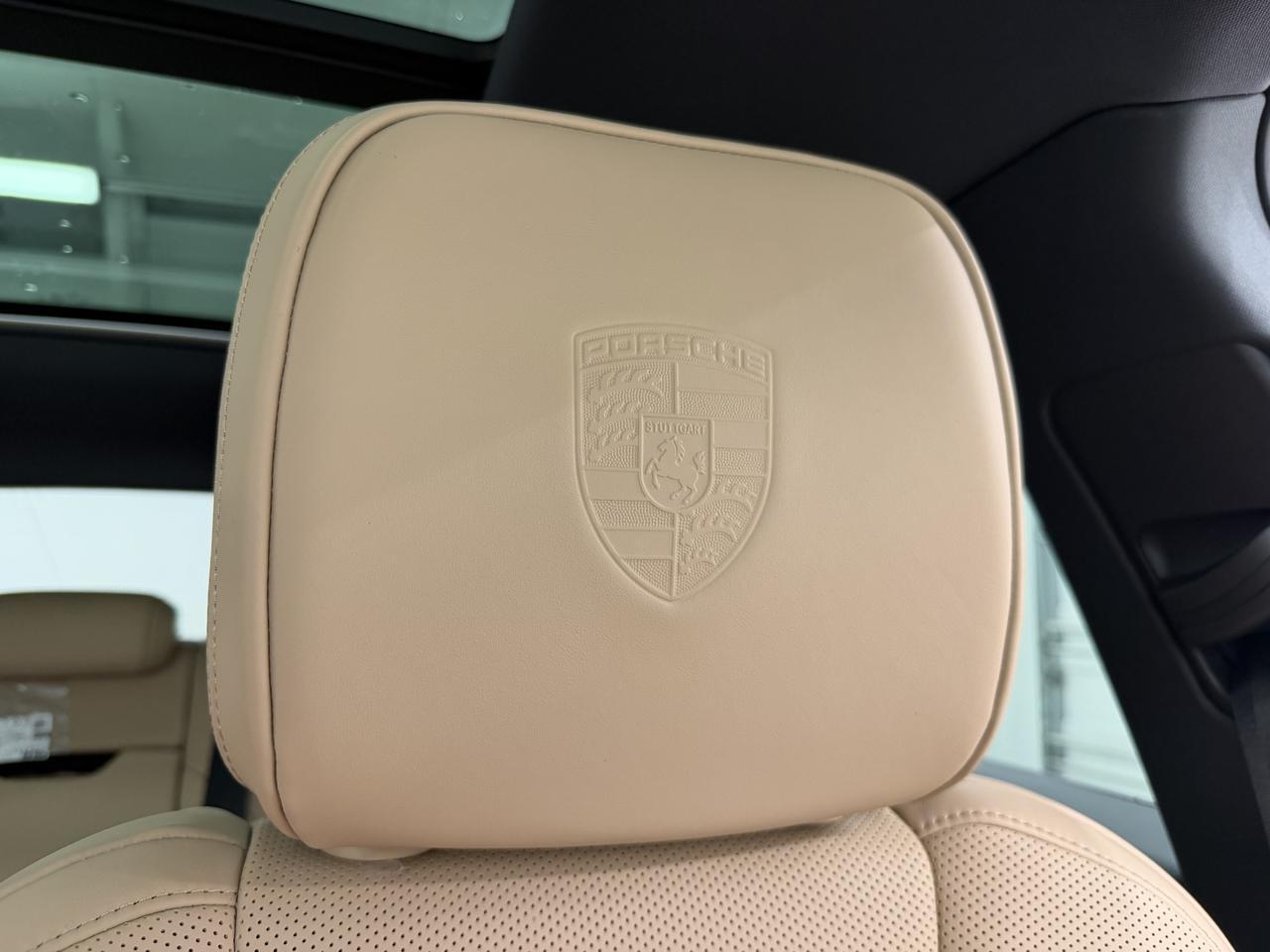 2026 Porsche Macan Newark DE