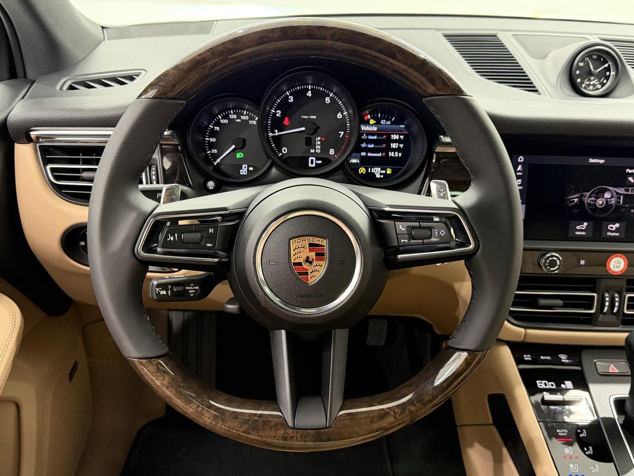 2026 Porsche Macan Newark DE