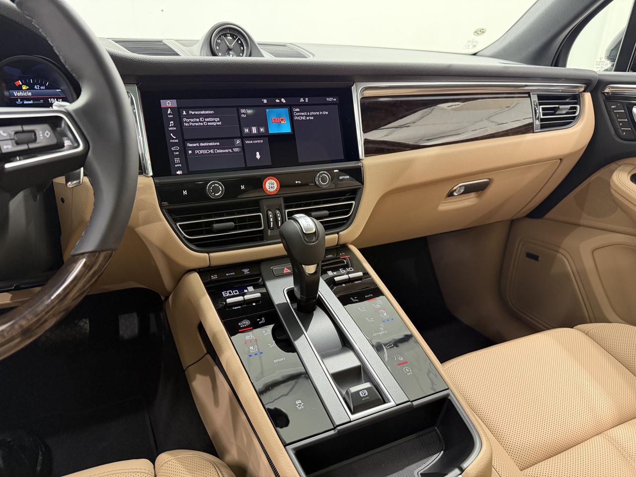 2026 Porsche Macan Newark DE
