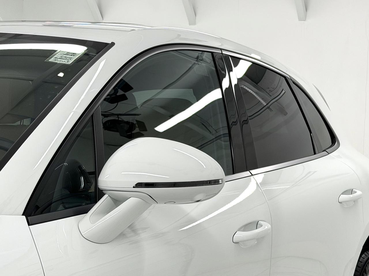 2026 Porsche Macan Newark DE