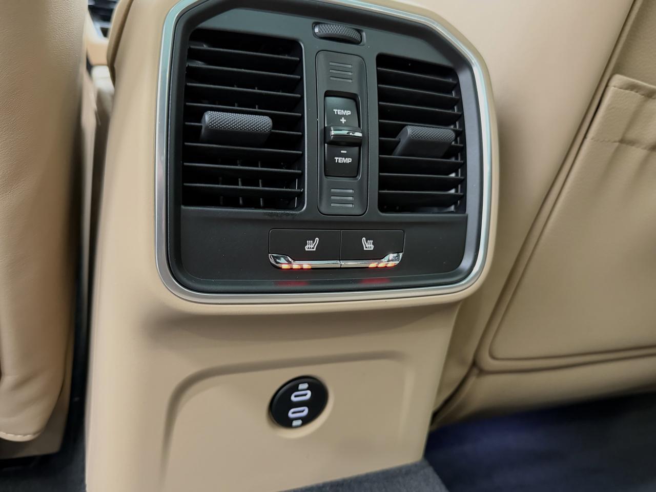 2026 Porsche Macan Newark DE