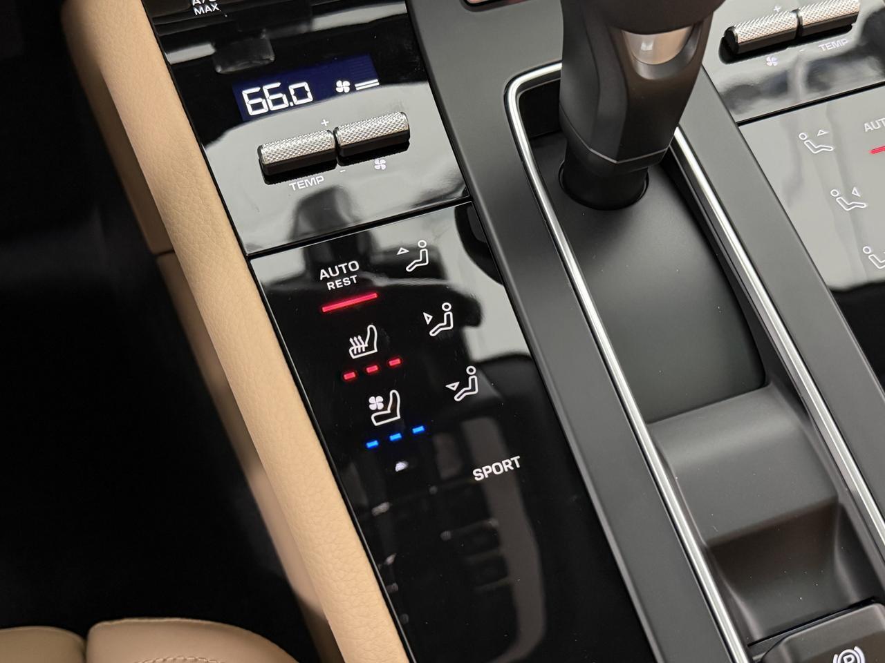 2026 Porsche Macan Newark DE