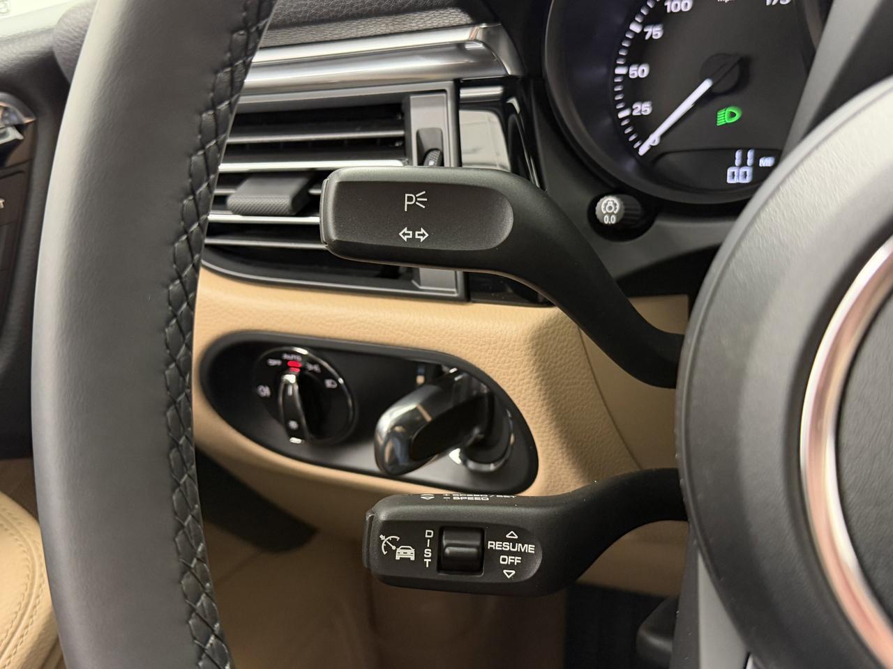 2026 Porsche Macan Newark DE