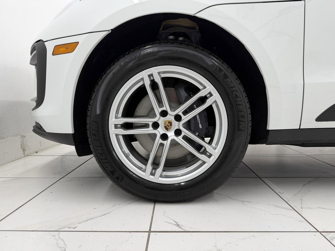 2026 Porsche Macan Newark DE