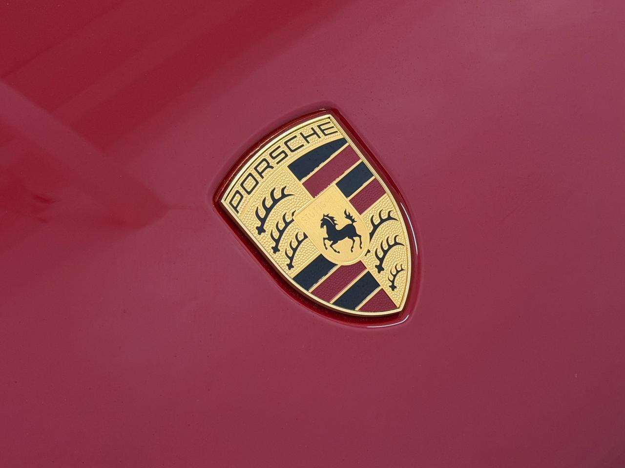 2026 Porsche Macan Newark DE