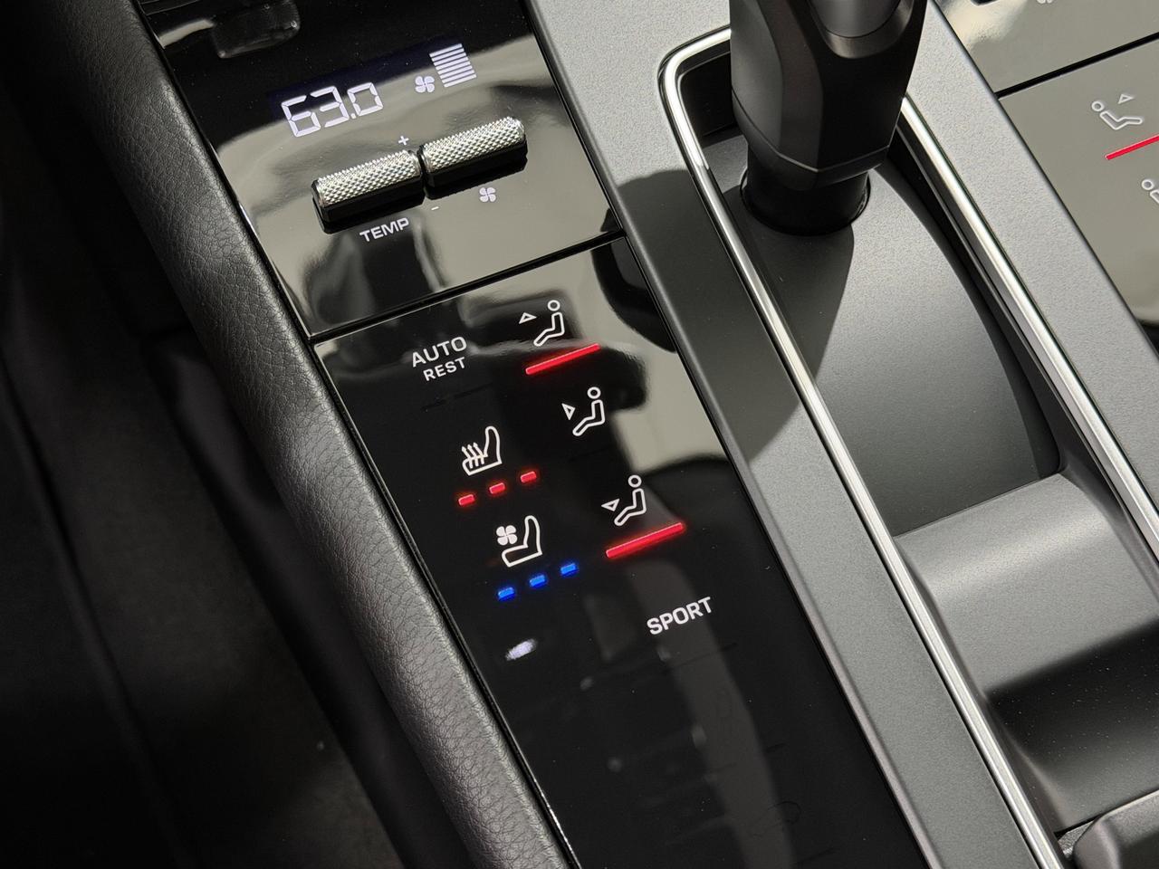 2026 Porsche Macan Newark DE