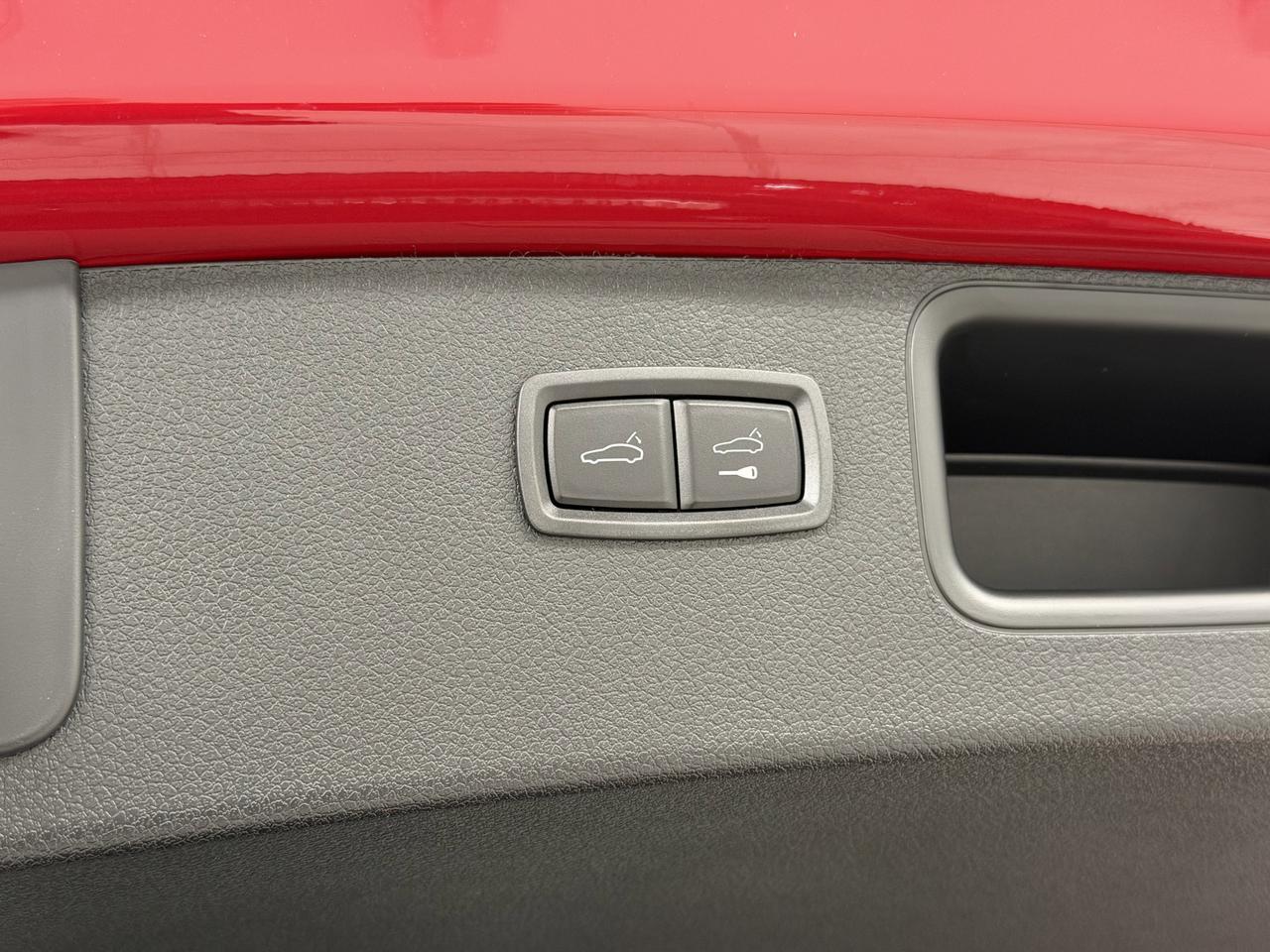 2026 Porsche Macan Newark DE