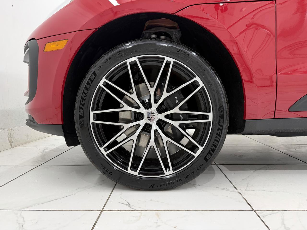 2026 Porsche Macan Newark DE