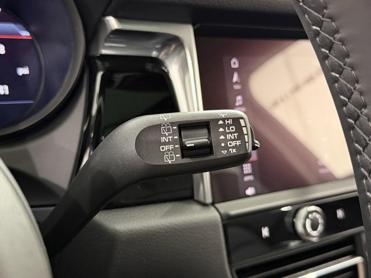 2026 Porsche Macan Newark DE