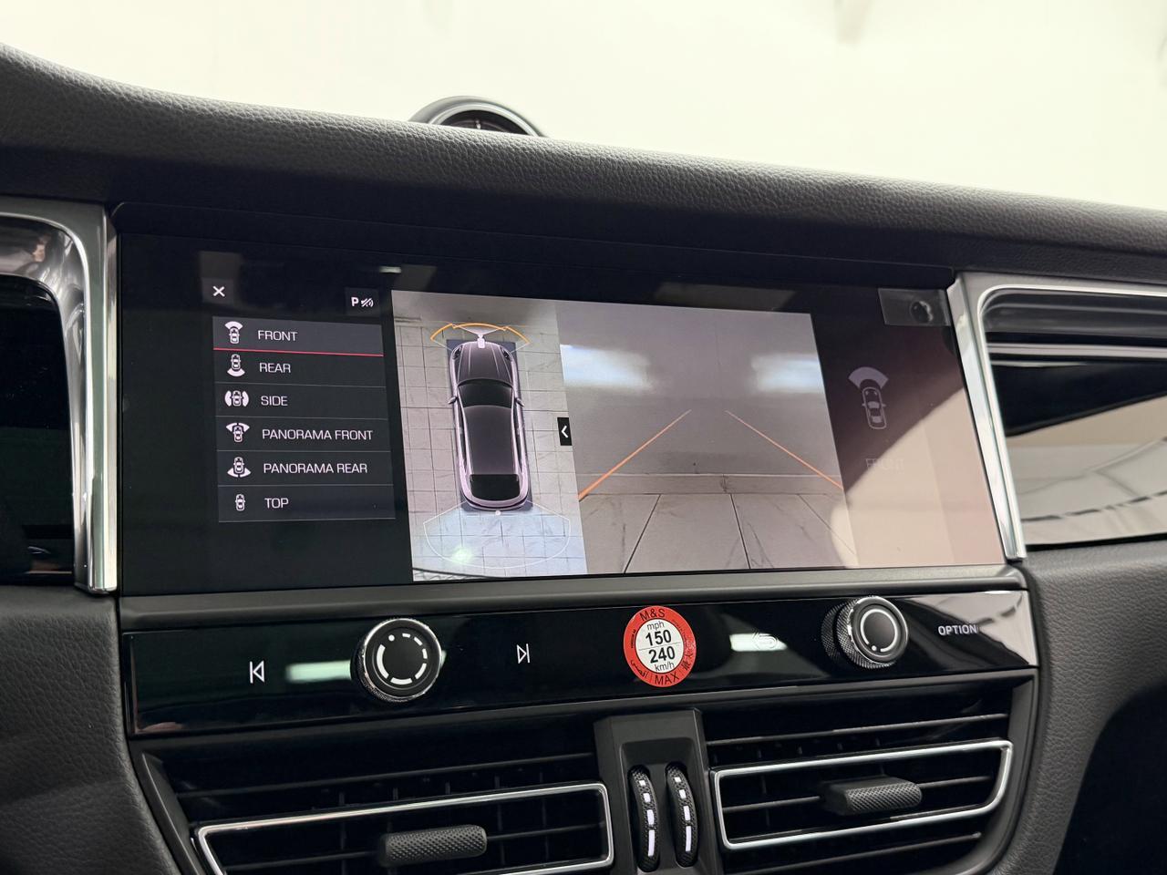 2026 Porsche Macan Newark DE