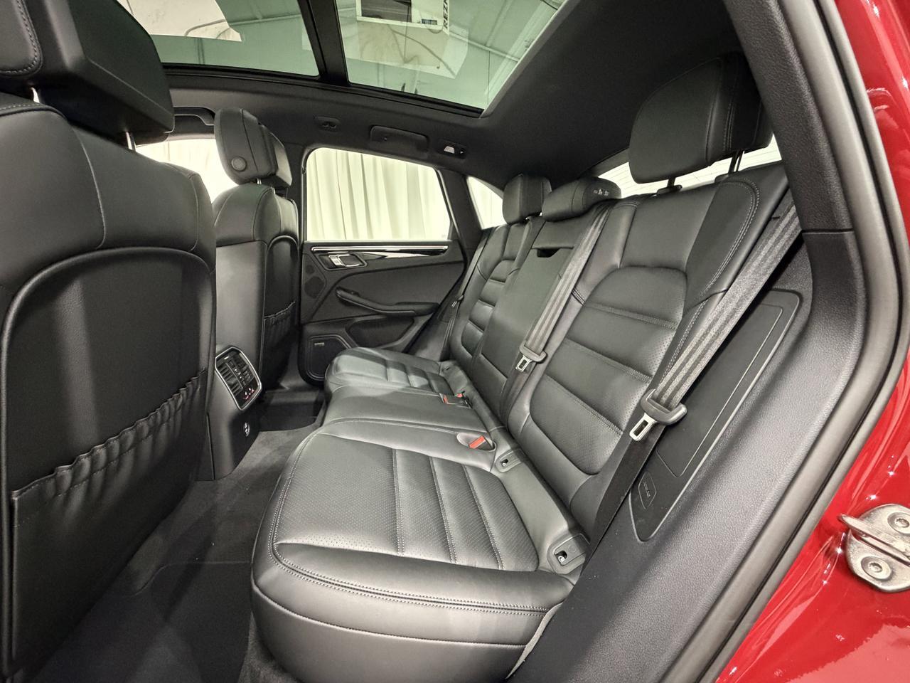 2026 Porsche Macan Newark DE