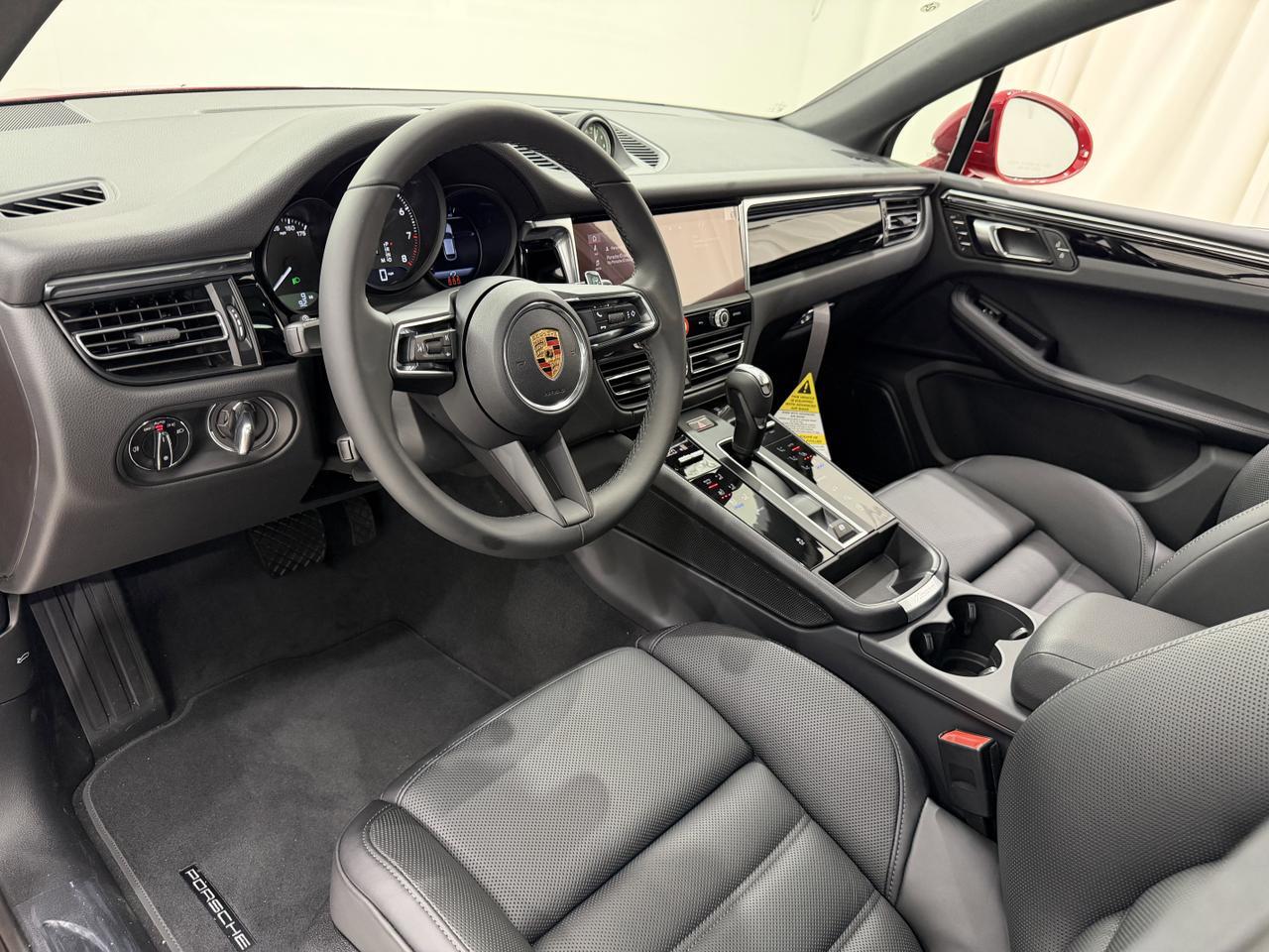 2026 Porsche Macan Newark DE