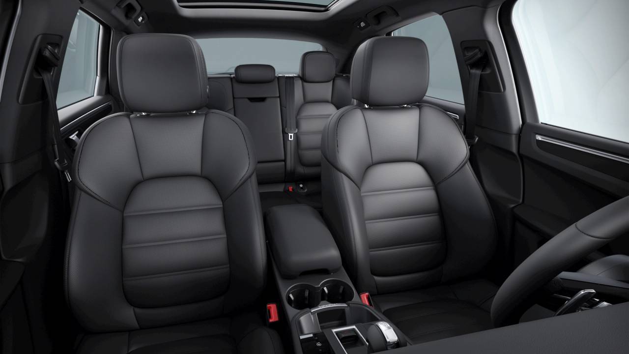 2026 Porsche Macan Newark DE