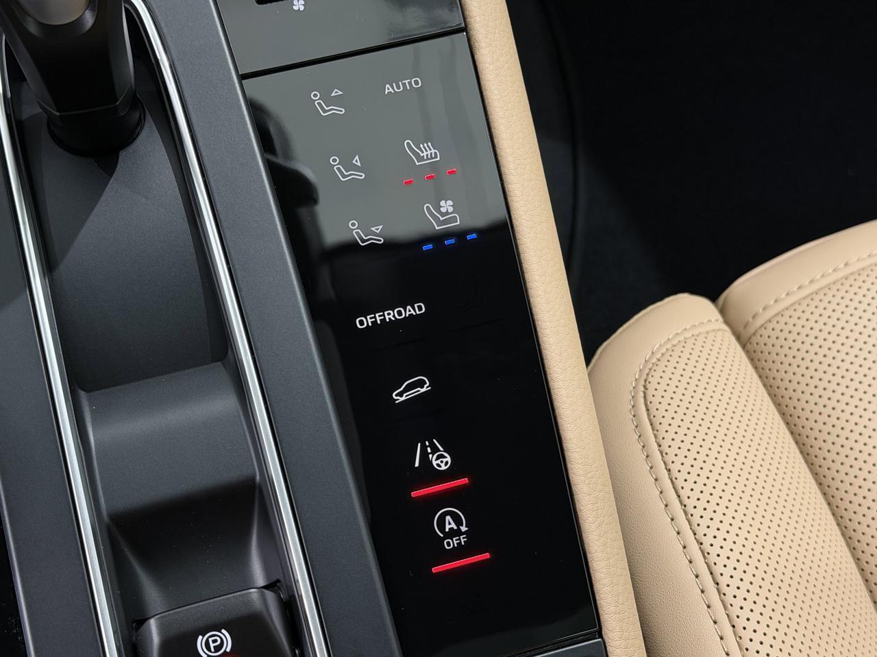2026 Porsche Macan Newark DE