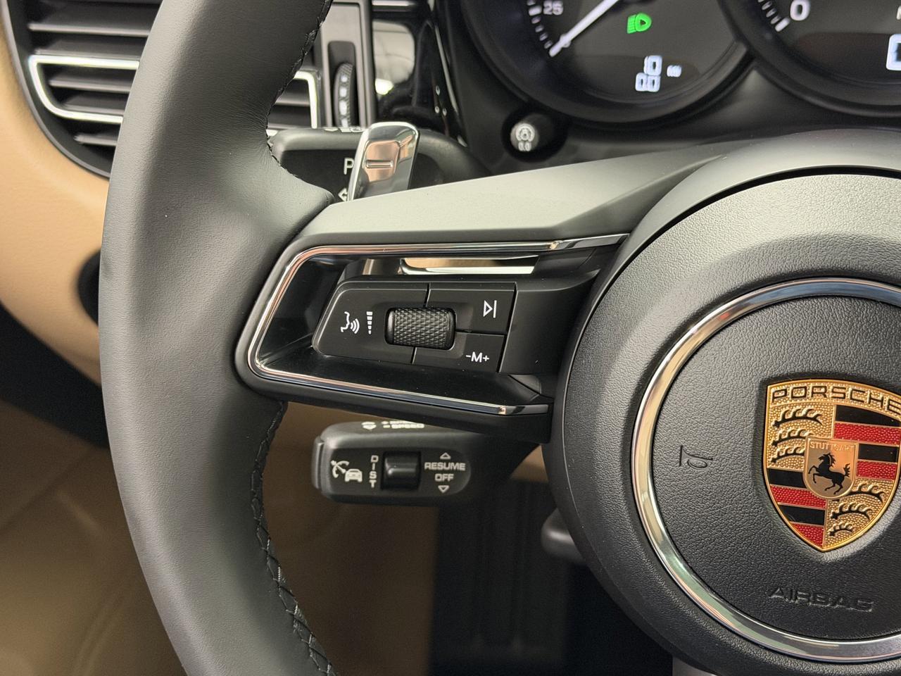 2026 Porsche Macan Newark DE
