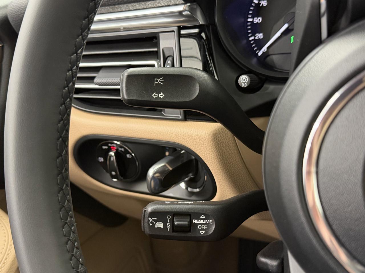 2026 Porsche Macan Newark DE