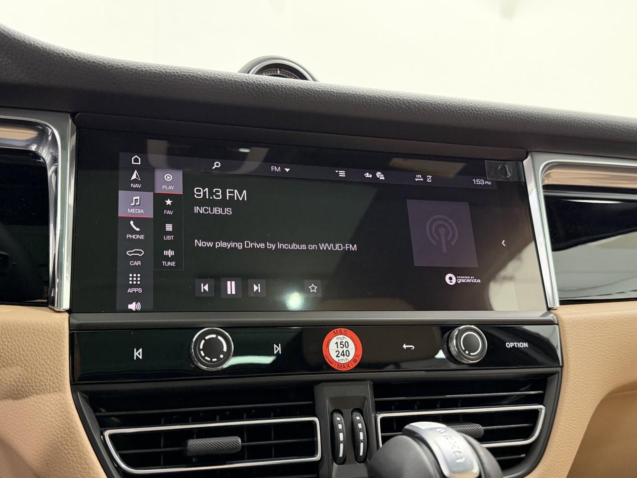 2026 Porsche Macan Newark DE