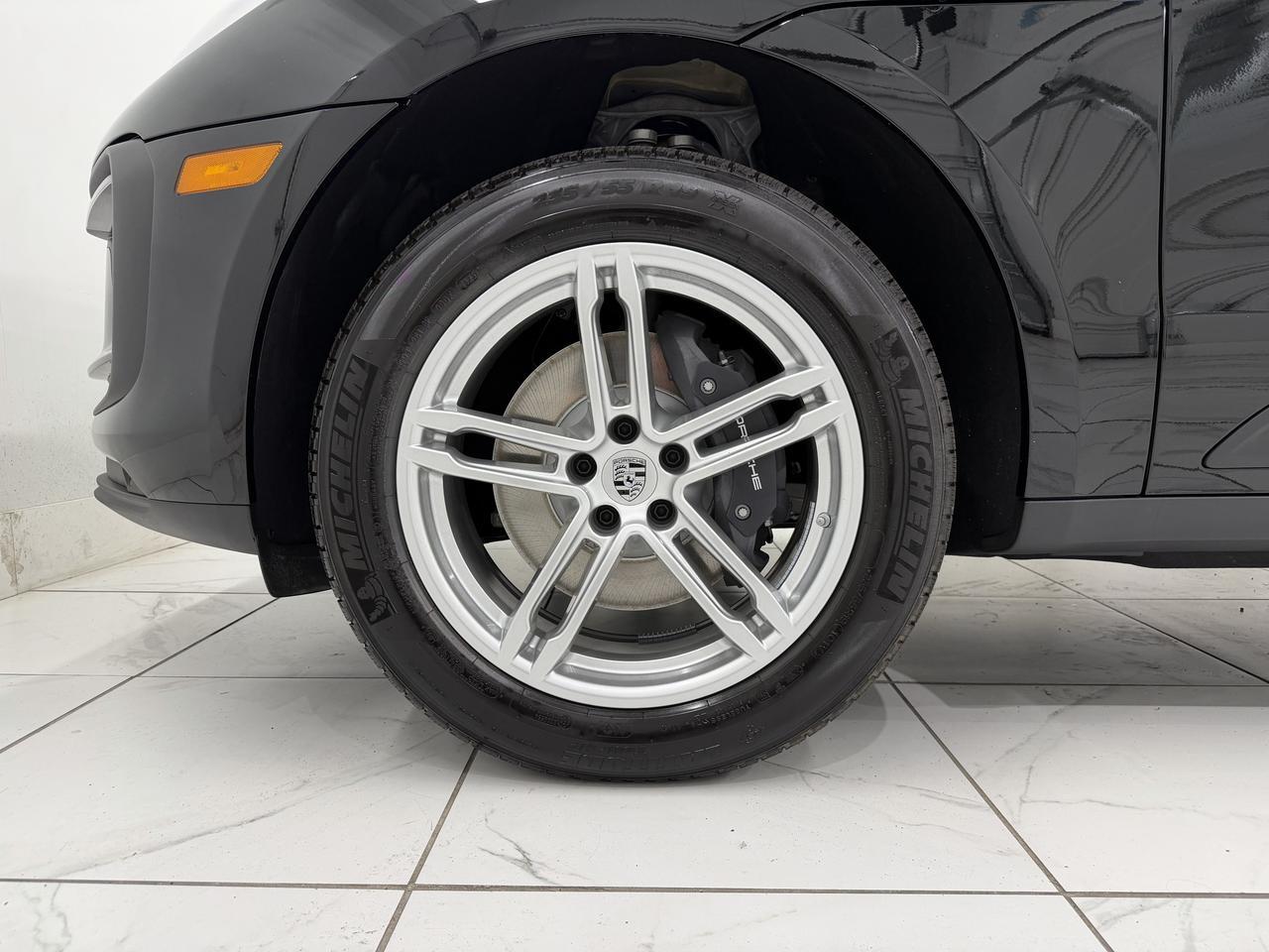 2026 Porsche Macan Newark DE