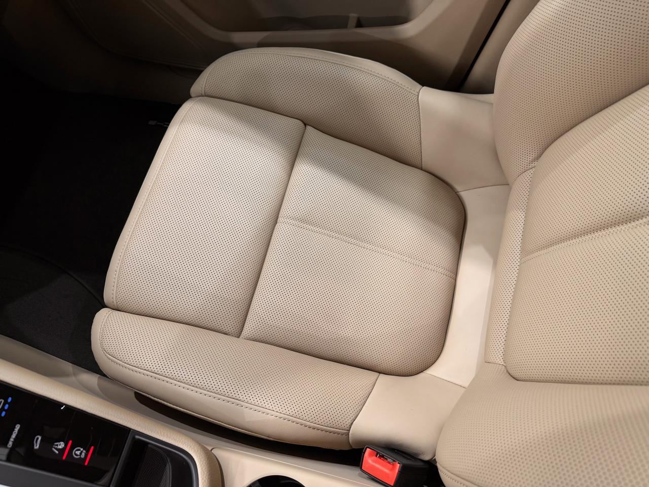 2026 Porsche Macan Newark DE