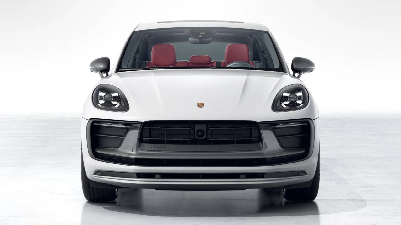 2026 Porsche Macan Newark DE