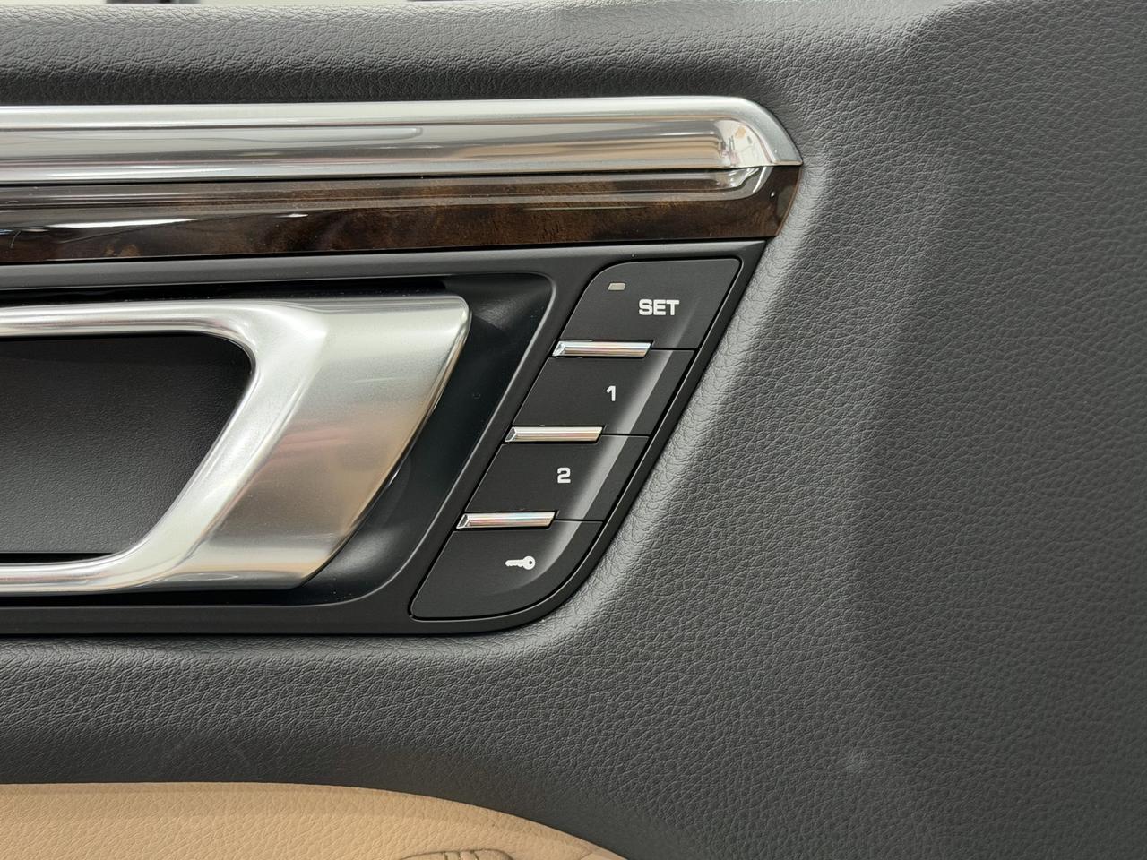 2026 Porsche Macan Newark DE