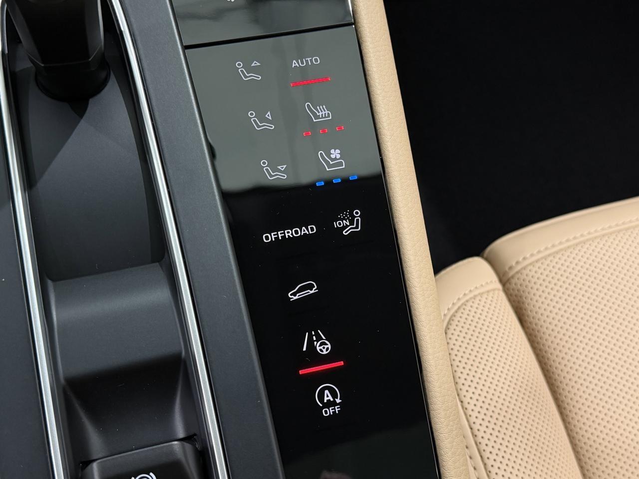 2026 Porsche Macan Newark DE