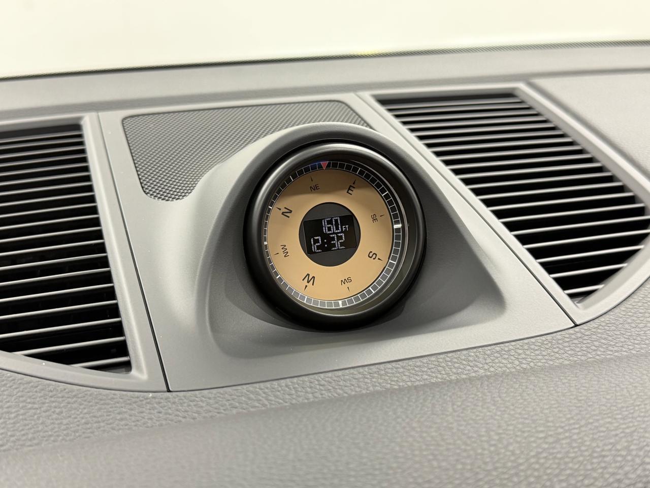 2026 Porsche Macan Newark DE